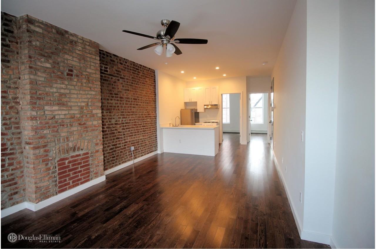 610 17th St #2 - Photo 3 of 6