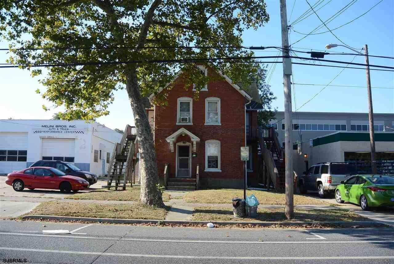 235 E Wood St - Photo 2 of 6