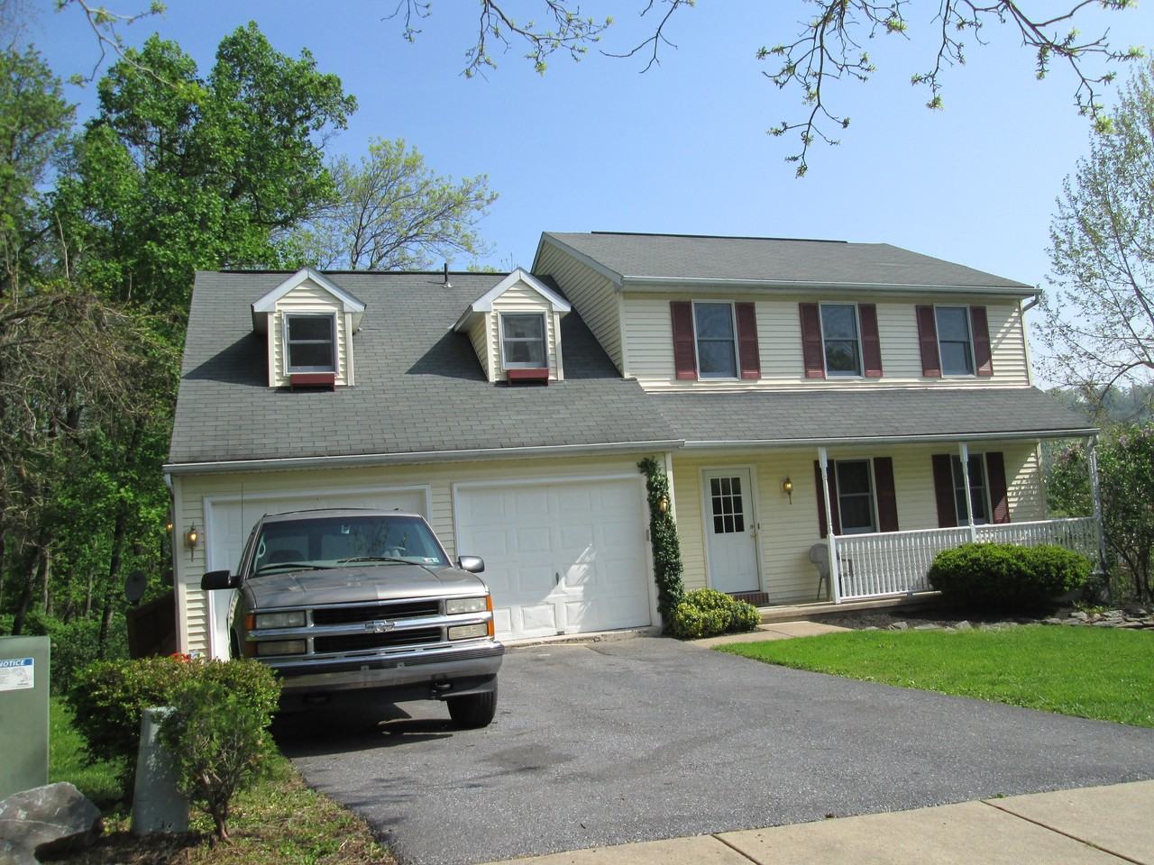 15 Mohnton Lawn Ct - Photo 2 of 17