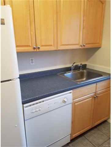 99-1 Blue Hill Commons Dr - Photo 2 of 7