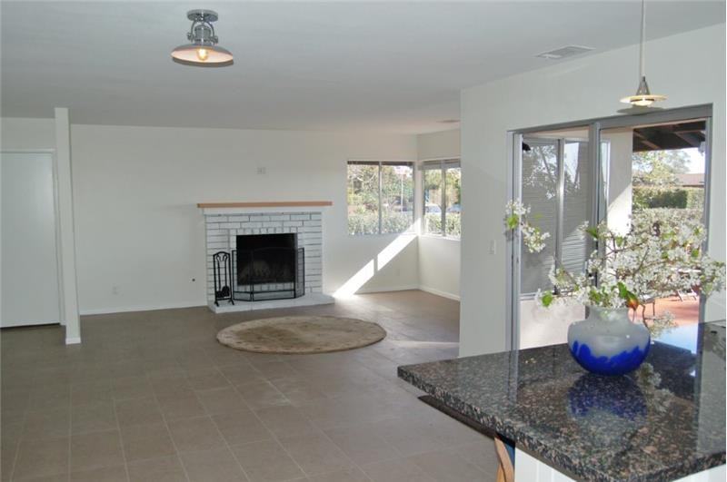 201 Selrose Ln - Photo 2 of 6