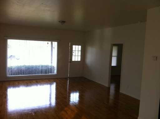 310 S Rocky Hill St - Photo 3 of 8