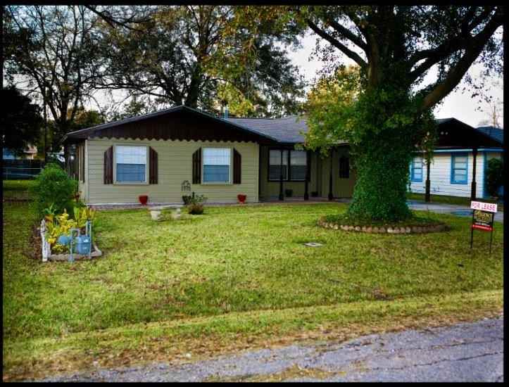 3212 Tyler Ave - Photo 2 of 18