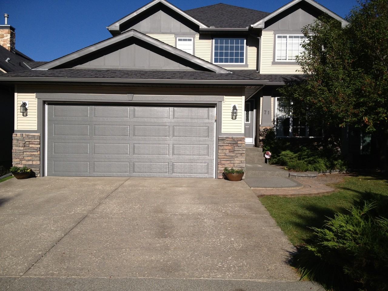 71 Discovery Ridge Crescent SW - Photo 2 of 28