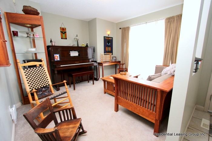 71 Discovery Ridge Crescent SW - Photo 3 of 28