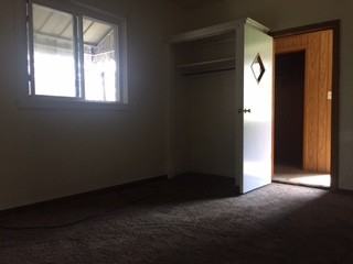 822 Delaware Ave - Photo 2 of 7