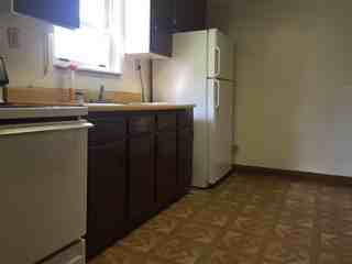 822 Delaware Ave - Photo 3 of 7