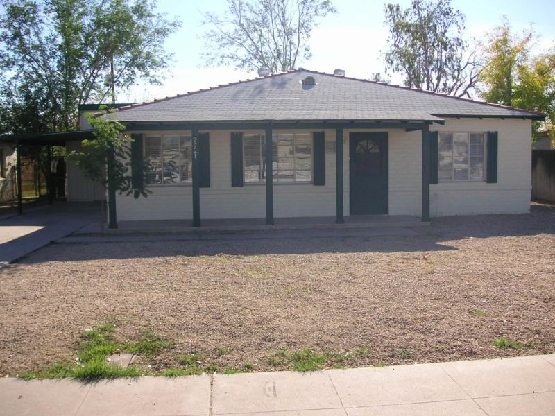 2021 W Flower St - Photo 2 of 18