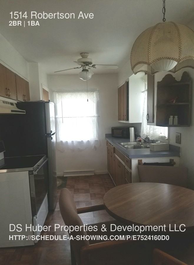 1514 Robertson Ave - Photo 3 of 9