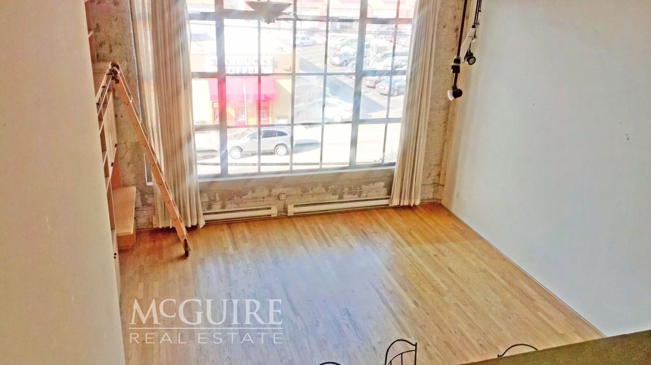 200-248 4th St - Photo 3 of 18