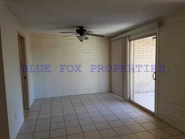 118 E Cholla Shadows Dr - Photo 3 of 10