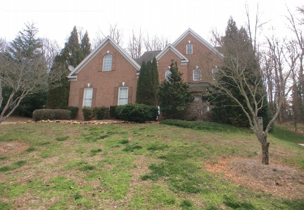 120 Fernbrook Dr - Photo 2 of 23