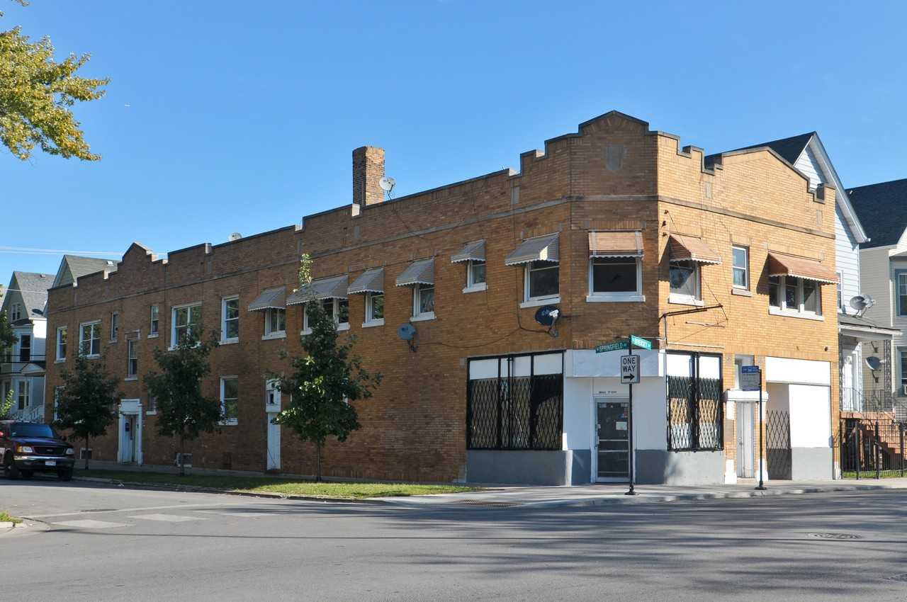 2807 North Springfield Avenue #2N