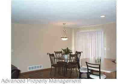 301 Brookway Dr - Photo 3 of 6