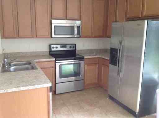 15945 Fishhawk View Dr - Photo 3 of 9