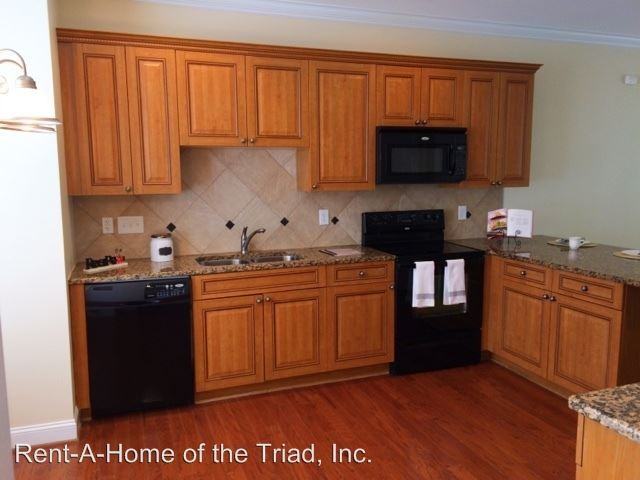 44 Nandina Dr - Photo 2 of 11