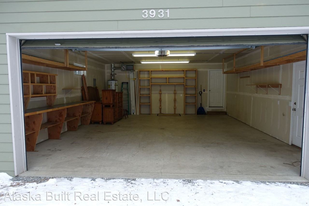 3931 E Glendale Dr #2 - Photo 3 of 36