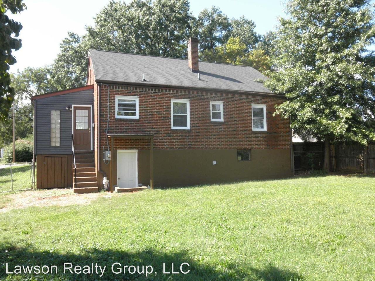 3923 Greenlawn Ave NW - Photo 3 of 29