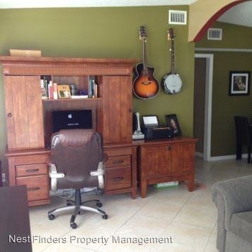 2872 Brackridge Blvd E - Photo 2 of 10