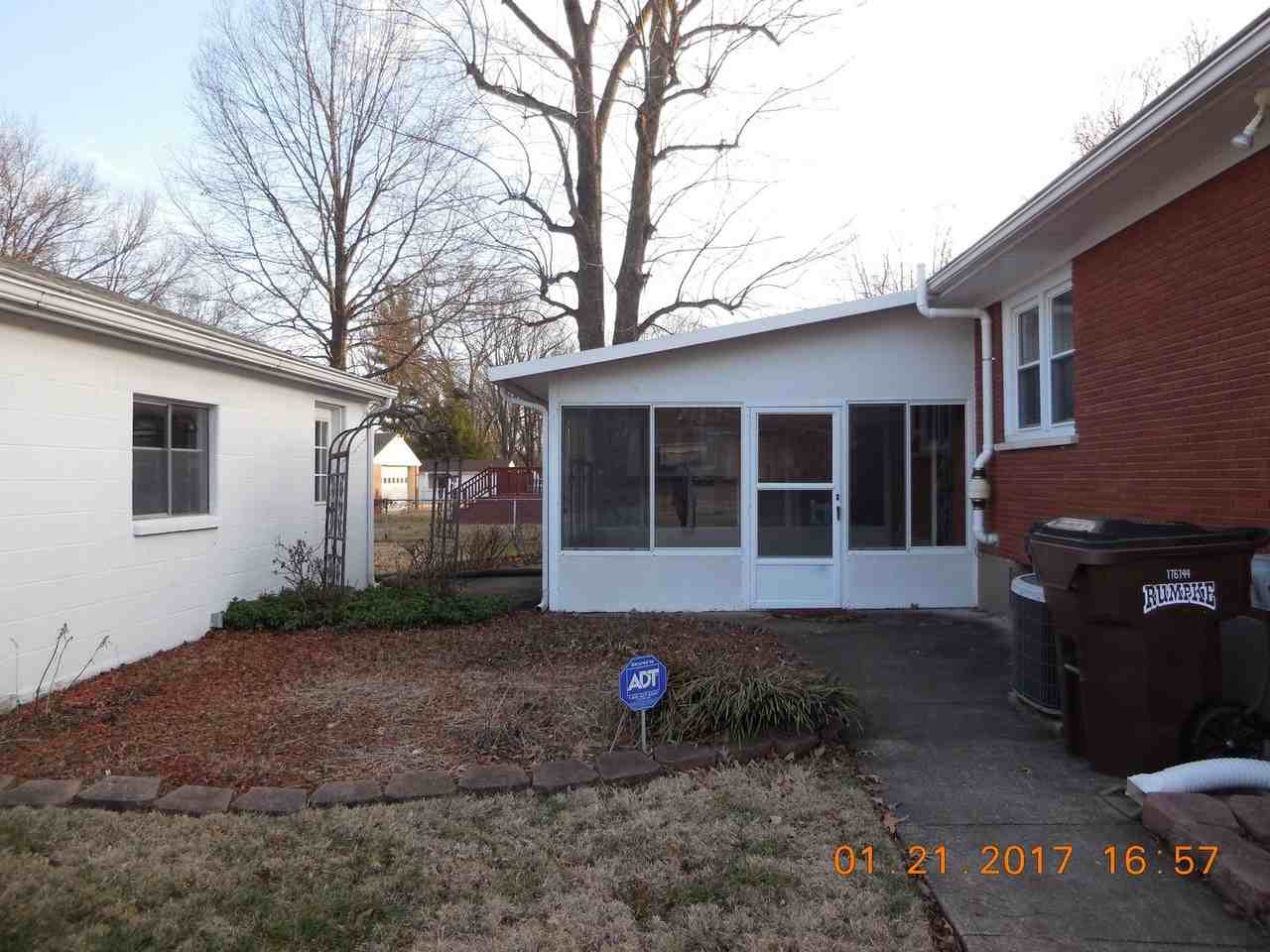 3101 Hunsinger Blvd - Photo 3 of 14