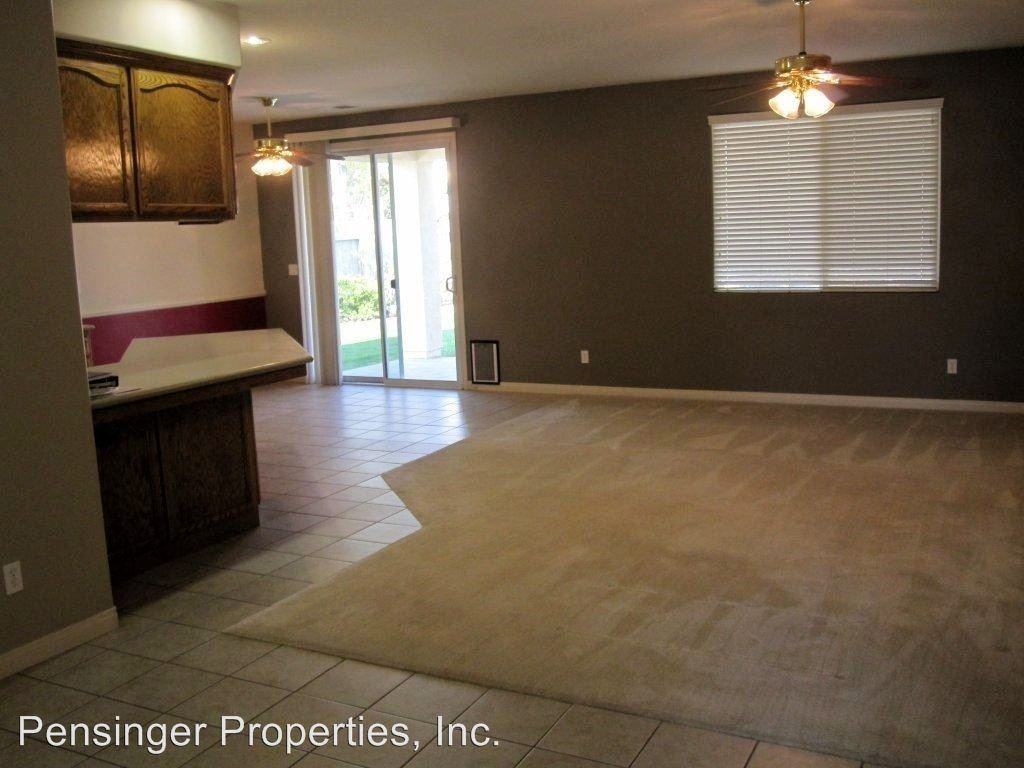 7302 Ellington Dr - Photo 3 of 14