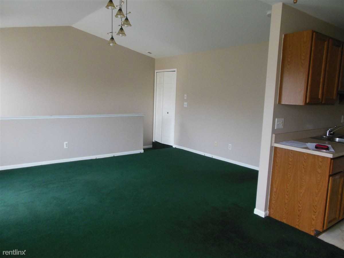 30761 Hidden Pines Ln - Photo 3 of 7