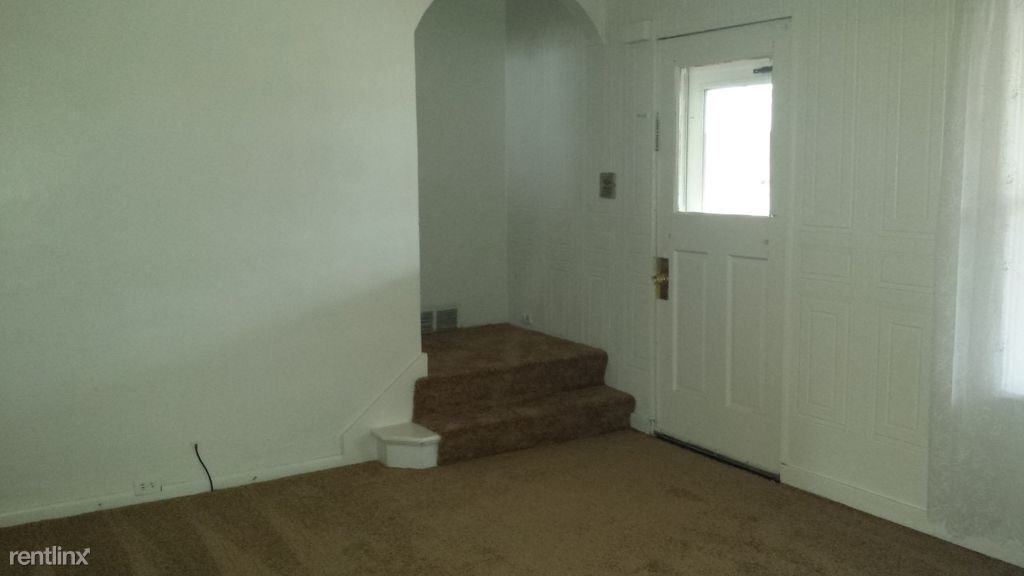 1110 Dormont Ave - Photo 3 of 15