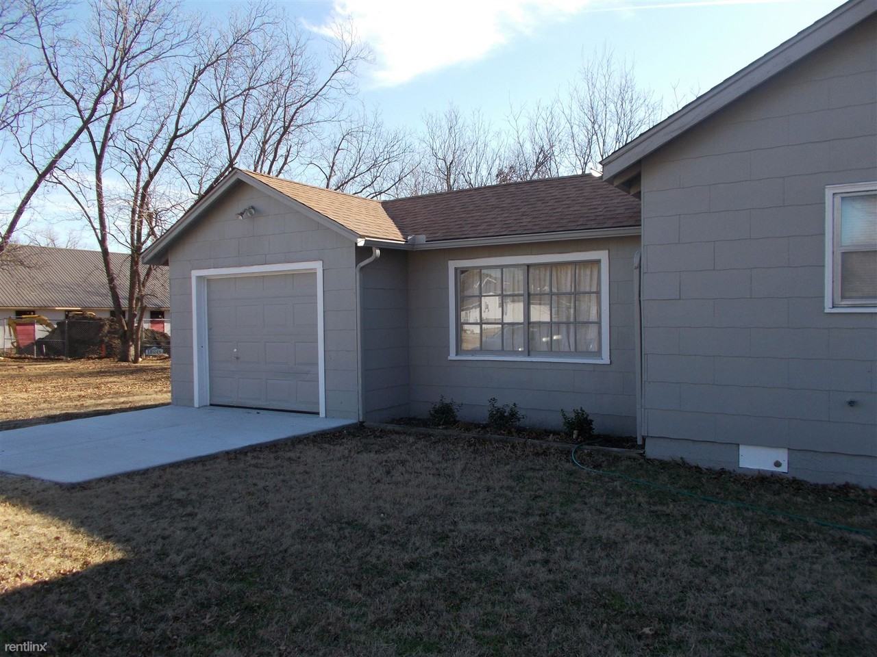 1016 N Chickasaw Ave - Photo 2 of 10