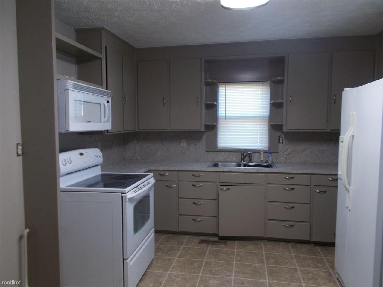 1016 N Chickasaw Ave - Photo 3 of 10