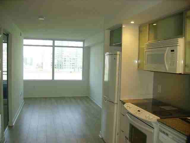 25 Telegram Mews #2503