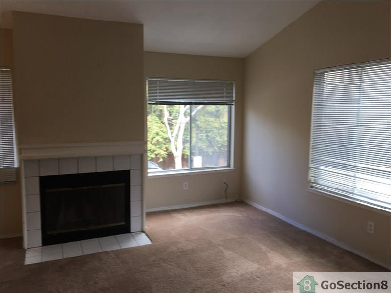 2522 Alveswood Cir - Photo 3 of 12