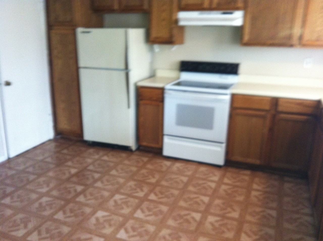 507 Wisconsin Street NE - Photo 3 of 5