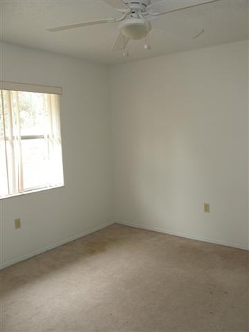 8043 Canterbury St - Photo 3 of 10