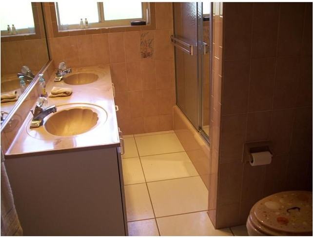 200 186th St - Photo 3 of 13