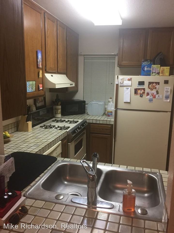 155 Chapel St - Photo 2 of 9