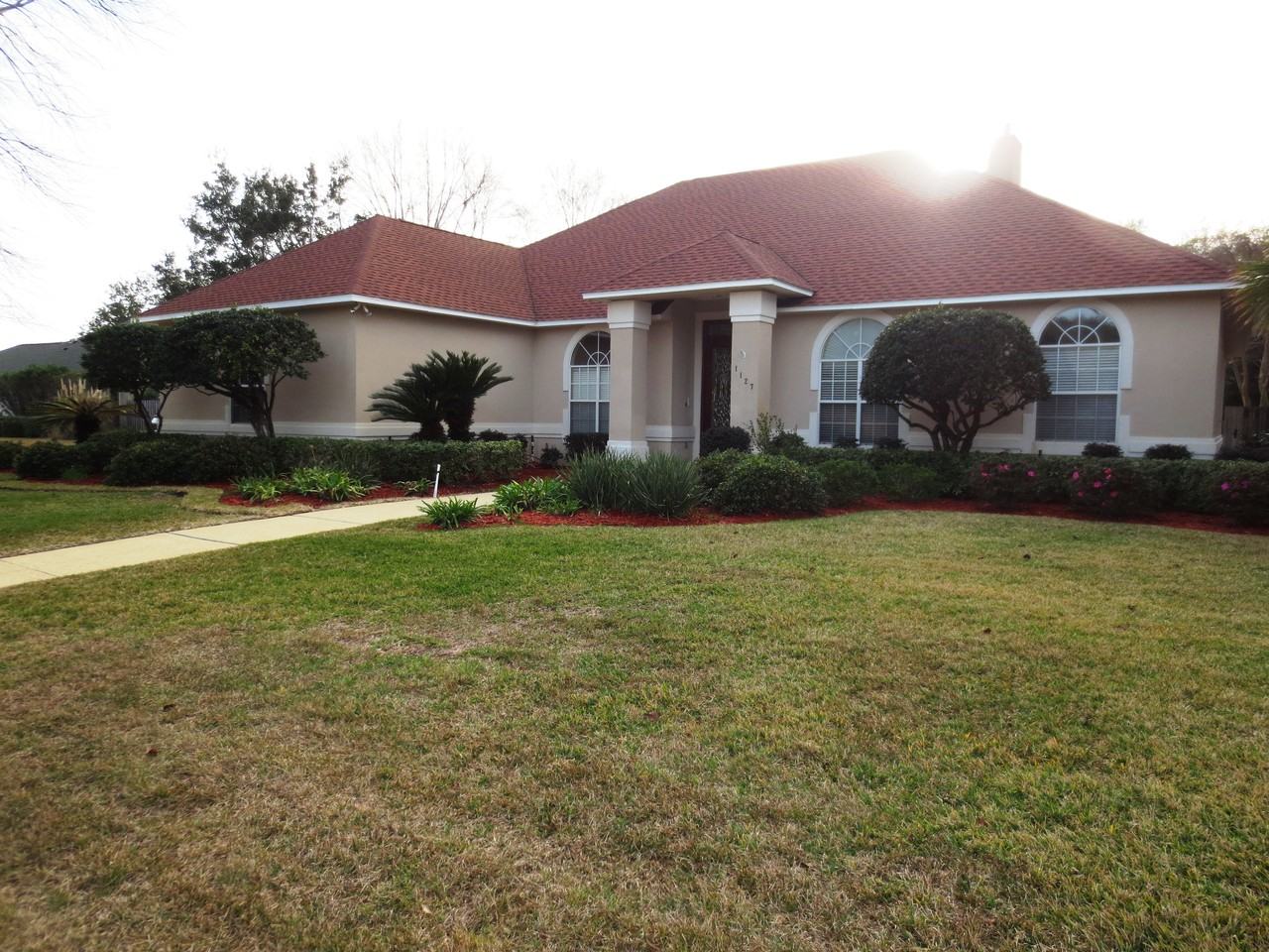 1127 Mary Kate Dr - Photo 2 of 41