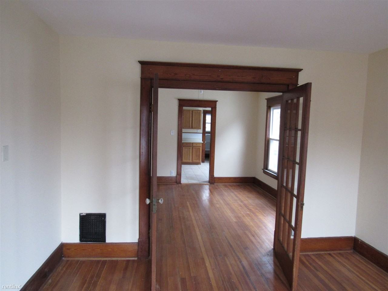 8 Eagle St - Photo 2 of 9