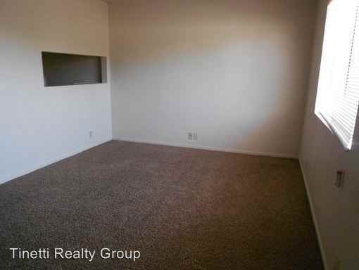 1221 12th Place (1221-1241) - Photo 3 of 8