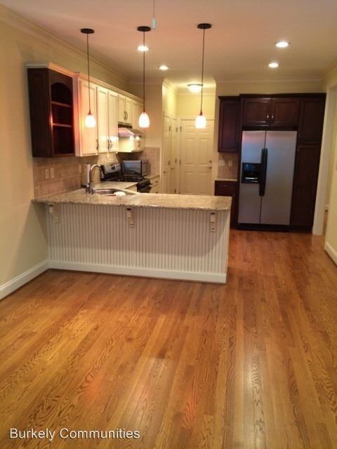 2-98 Jacob's Way - Photo 3 of 9