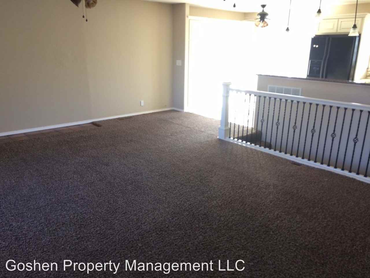 5233 W 9th St N - Photo 2 of 19