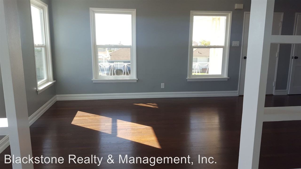 6198-5900 S Fairfax Ave - Photo 2 of 17