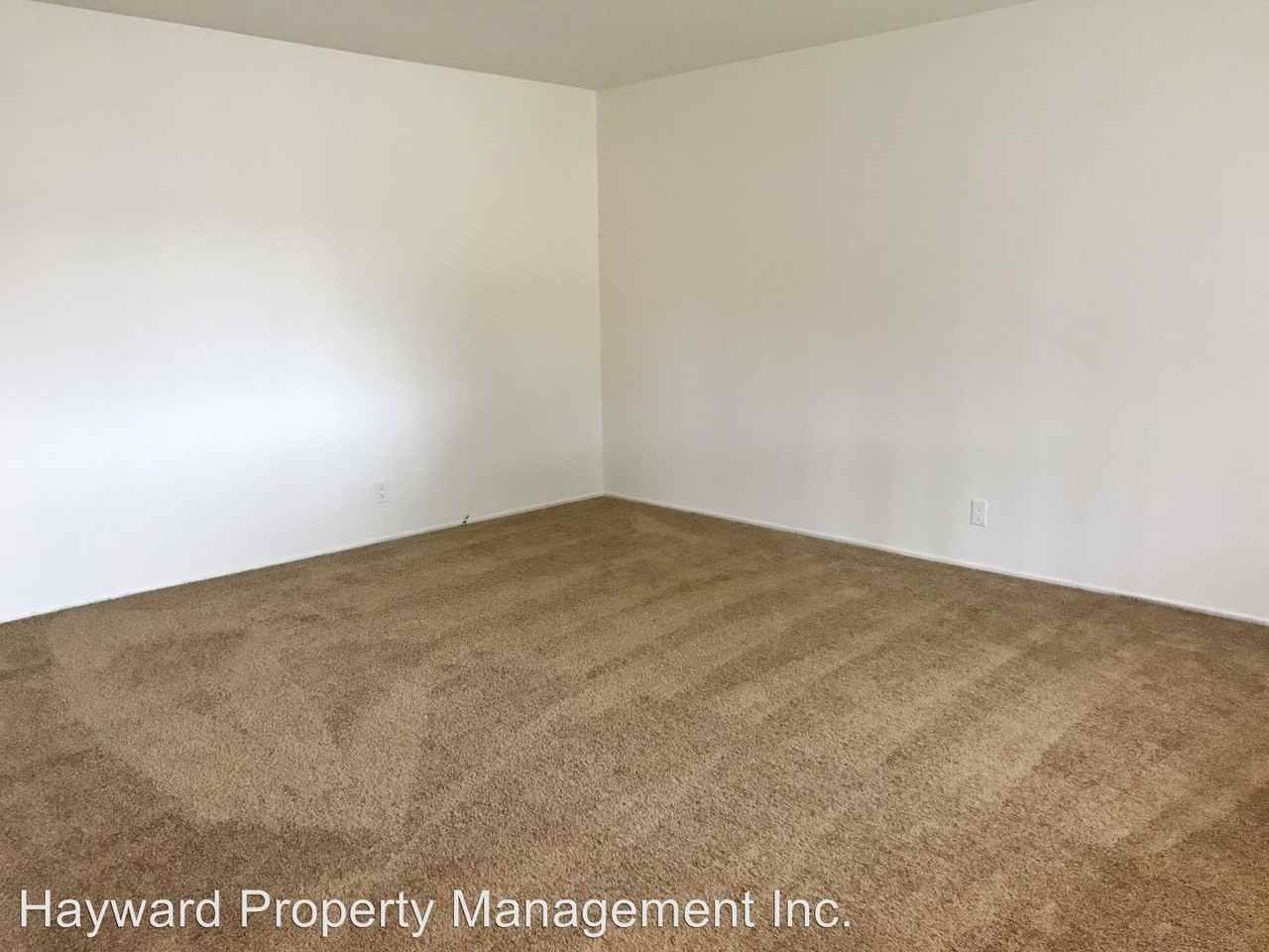 25480 Belhaven St - Photo 2 of 14