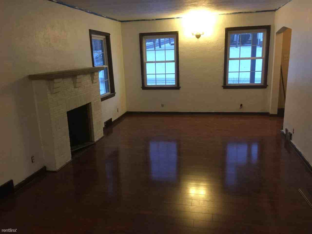 209 E Culvert St - Photo 3 of 9