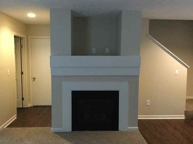 8211 Royal Elm Dr - Photo 3 of 13