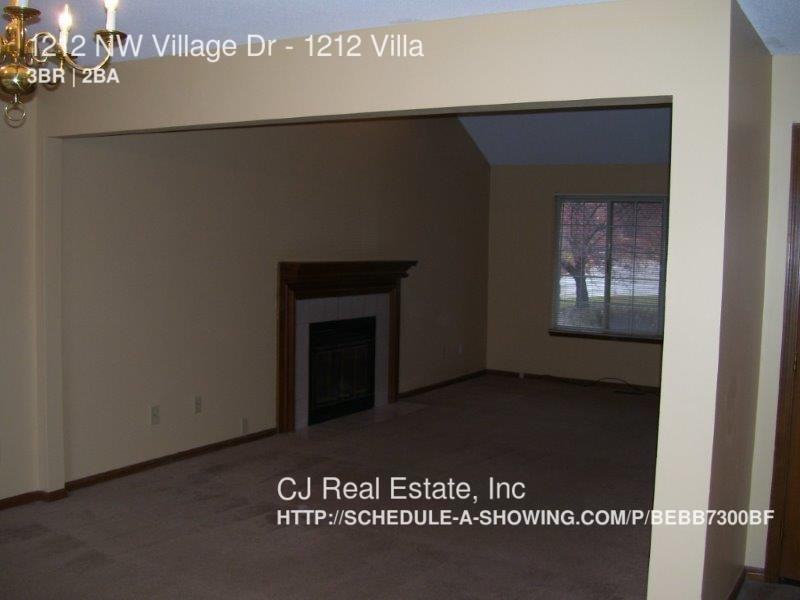 1212 NW Village Dr #1212VILLA - Photo 3 of 10