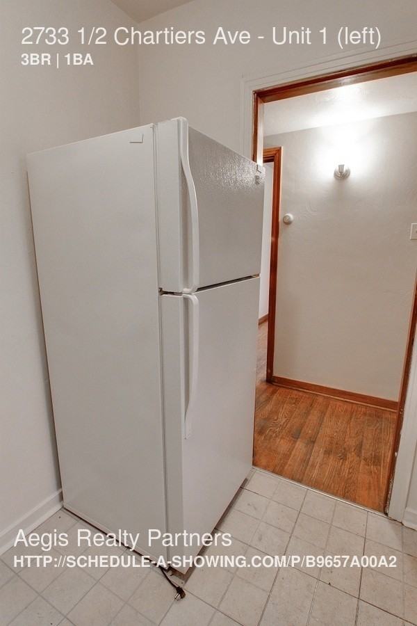 1 Chartiers Ave #1LEFT - Photo 3 of 17