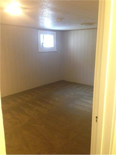 110 S 4th St - Photo 3 of 14