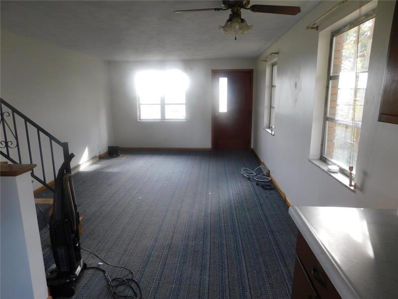 72140 Sharon Rd - Photo 2 of 8