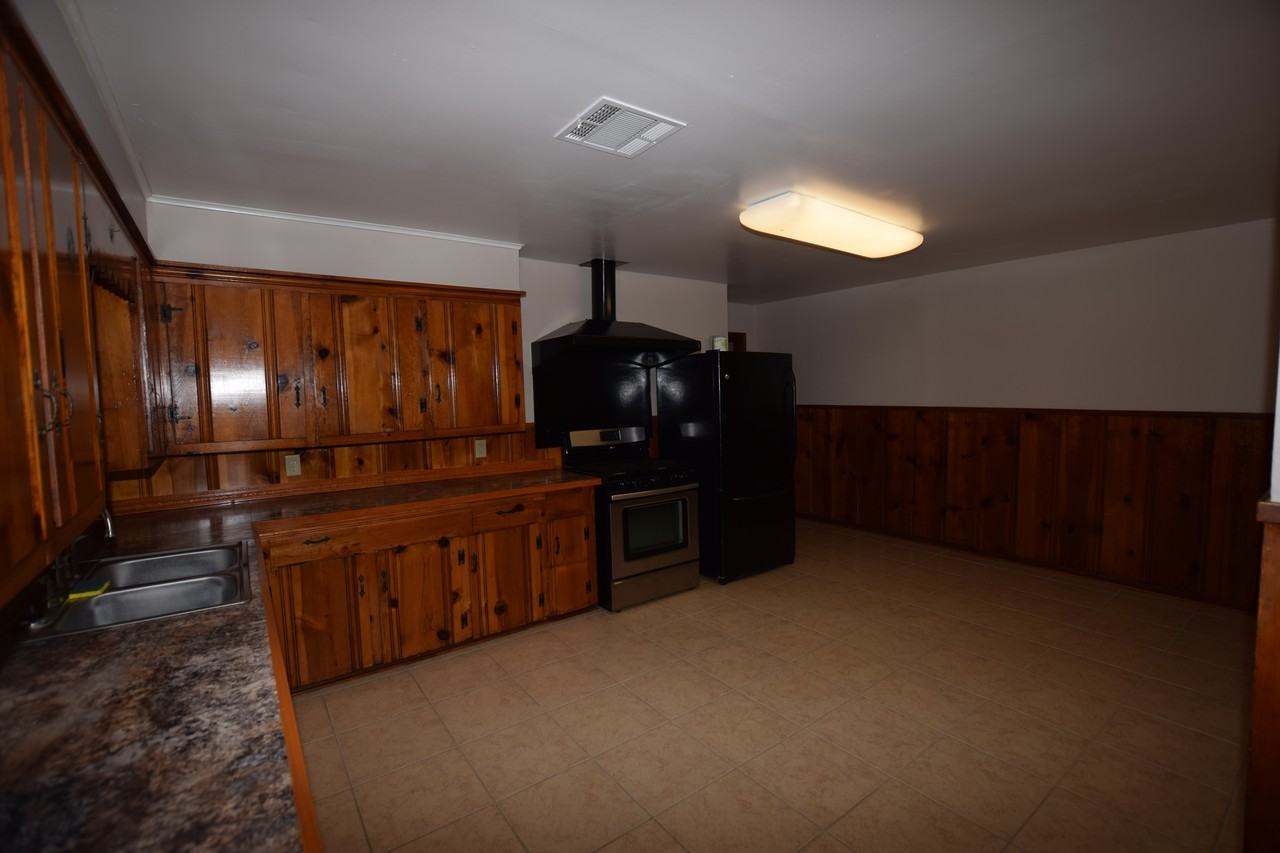 800 McKinley St - Photo 3 of 12