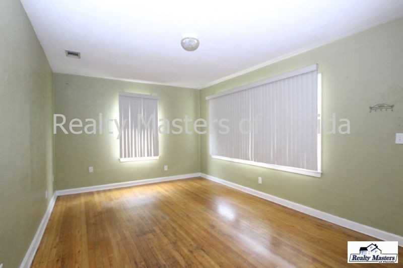 20 Flynn Dr - Photo 3 of 18